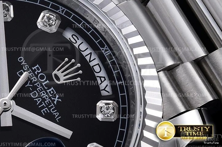 1022 ModernLook RDD0224B – DayDate 36mm 747